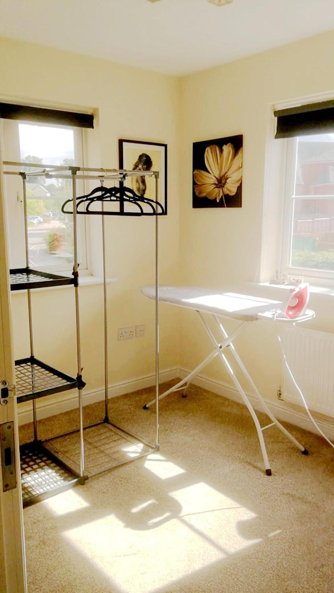 Large En-Suite 10Mins To Near City Center Birmingham Bagian luar foto